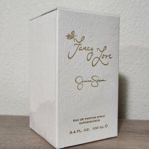 Jessica Simpson Fancy Love Perfume - White and Gold